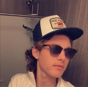 Meet your Posher, John